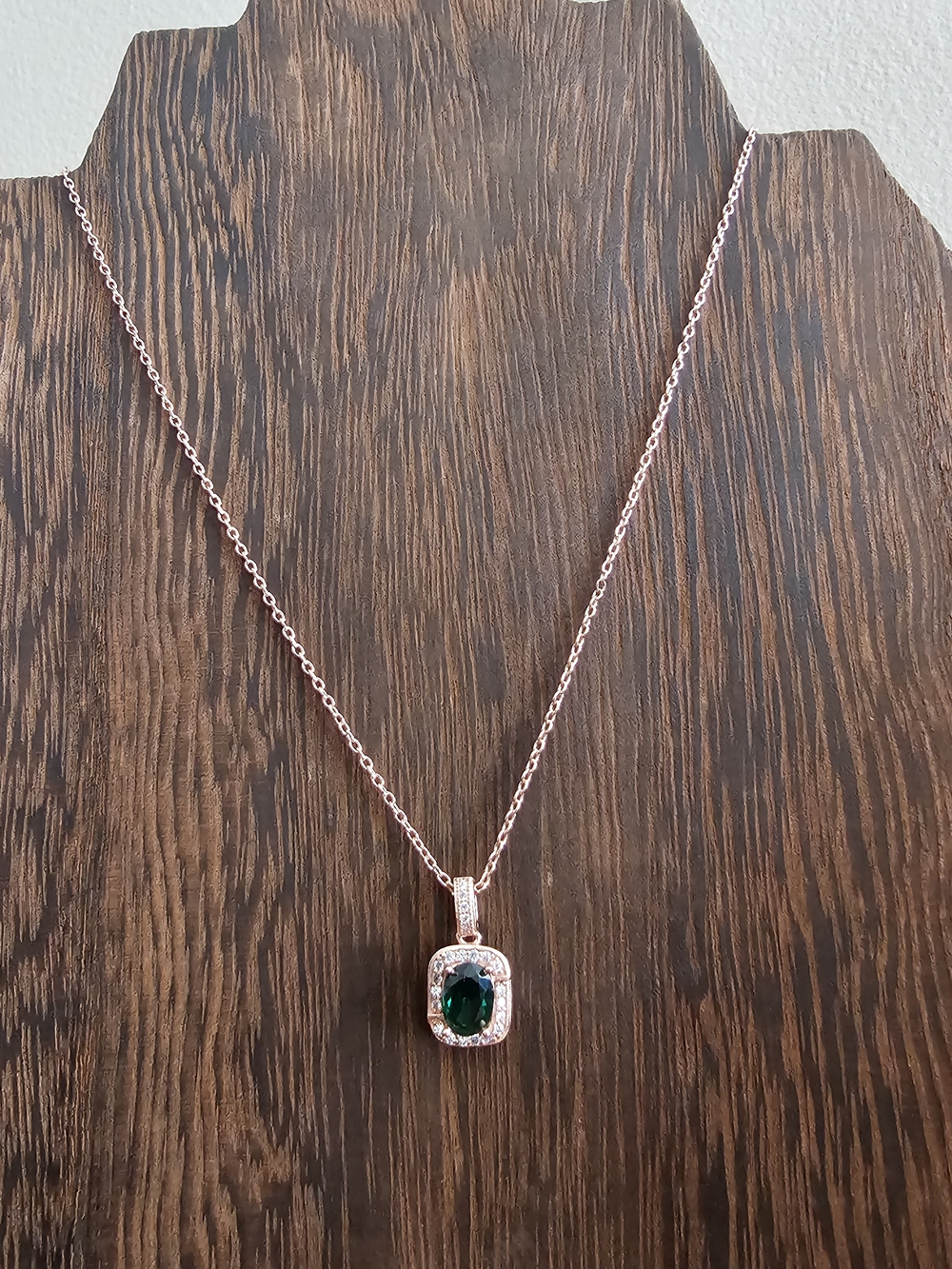 Emerald Green Pendant Necklace - Picture 3 of 3